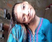 pakistani girl with neck bent.jpg from desi गाव कि 13 साल की xxxलडकी चुदाई v