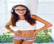 summer fashion portrait young hipster girl with hot sexy perfect fit body wearing stylish vintage glasses bright mini shorts crop top listening her favorite music headphones 291049 555 jpgsize626extjpggaga1 1 735520172 1711411200semtais from neket schoolgirl puri
