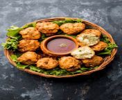 pakora served with ketchup 750x1125.png from indian dise b