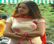 1554340938ff8309afef919669a3b5a2639fd26b.jpg from hot actress bhavana shows her big boobs jpeg jpg
