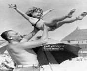 shirley temple with her father at the beach jpgs612x612wgik20cocbeuvzl0gtq5mwaab70v4pvqylyp5wzvtau8ntufgy from shirley temple nude