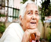 one cheerful senior indian woman jpgs612x612w0k20cxdtudl5phjf73hcye5khdilyqty130srp2vogpdng from new indiec old