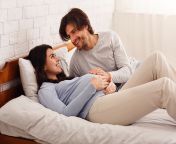 1800x1200 pregnant couple on bed other.jpg from پشتو کوھاٹ سیکس و