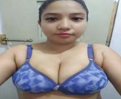 ezwnyeywoayxdie.jpg from indian aunty bhabi big bra sex naked