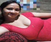 fwdsiqiagaabc4w.jpg from indian aunty boobs showing