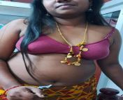fi0sz3oauaaqhsiformatjpgnamelarge from tamil aunty ootha videos thevidiya mundai