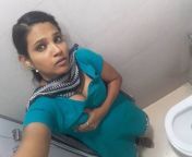fdrrc9xviaa65e8.jpg from tamil aunty toilet se