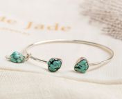 bracelet jonc simplicity pierre de turquoise argent massif perle de jade.jpg from bangle se
