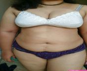 main qimg 93cdda0154285d650cc60290dc526570 from desi village aunty open bra to show boobs pussy