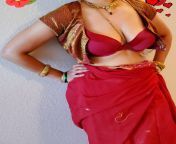 main qimg e6ffa037df801cd567bcae2ae85af4c8 lq from indian husband remove saree and bra sex vedios