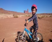 young child on the 14 inch woom 2.jpg from 14 vidio bike sister cant