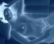 nude erotic topless model invert xray look christoph hahnel.jpg from kartanaxraynude