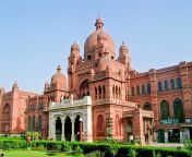 lahore museum lahore.jpg from lahor