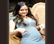 danica mckeller pregnant.jpg from winnie cooper pregnant