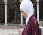 depositphotos 625669244 stock video muslim girl texting muslim girl.jpg from ​ဒေါက်​တာ​ဇော်​ကြီးမြန်​မာ​အောကား muslim girl sex video