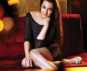 sonakshi sinha looks hot in this picture 201611 1511945677 650x510.jpg from sonakxi syna xxxw xxx c0mw sex ragini pussy