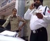 police officer taking bribe 1523618648 jpegw750 from पुलिस लेडी की चुदाई