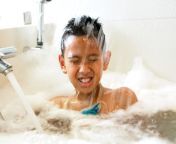kid taking bath.jpg from 10 old bathing xxx videos com