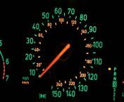 speedometer 1.jpg from 220 vs km