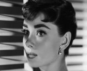 audrey hepburn black and white.jpg from auodery
