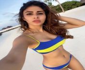 5 2020 4 8 9 9 57 original.jpg from mouni roy hot in water sexyrm clg walk naked for bet