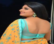 4f8fc249 48ce 4cd6 9443 5b6511bb4caf jpeg from indian aunty in black saree sex outdoors indian housewife expose her big boobs in saree desi aunty in saree showing boobs