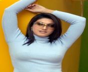 paki film star sana in tigh shirt with sexy jeans2.jpg from pakistani hot in jeans2c pakistani local girls2c private girls2c sexy islamabad in jeans pictures gallery jpg