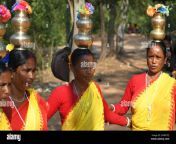 local traditional dressed santali men and women are preparing themselves for a dance with tourists at sonajhuri haat near santiniketan bolpur in the 2hwc8tj.jpg from santali local