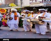 pandharpur maharashtra india 27 february 2022 procession of varkari hindu pilgrims devotee called varkari with flag going to pandharpur vari the 2j29hxh.jpg from varkari