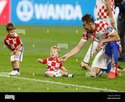 doha qatar 17th dec 2022 ante budimir r of croatia reacts with his children after the third place play off match between croatia and morocco of the 2022 fifa world cup at khalifa international stadium in doha qatar dec 17 2022 credit wang lilixinhuaalamy live news 2m3y4xx.jpg from doha play xx