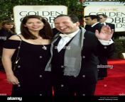 dpa german film composer hans zimmer and his waife susanne smile and d3hyrx.jpg from wai fe