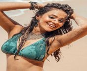 megha gupta hot sexy photos in bikini.jpg from pakistani stage actress megha sexy dance