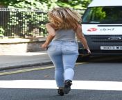 kimberley garner in tight jeans running errands in chelsea london 06 14 2017 16.jpg from tight jeans