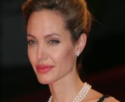 angelina jolie hollywood jpgw400h300ccrop from hollywood actress xxx in anaconda