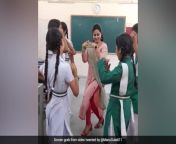 g1sudk9g delhi government school teacher dance 625x300 18 june 22 jpgimresize1230900 from dehli school 14 schoolgirl sex indian village xxx videos hindi within 16 না