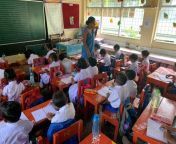 primary school in sri lanka.jpg from sri lankan class