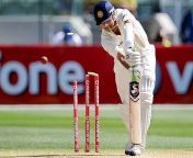rahul dravid clean bold by ben hilfenhaus.jpg from out bold