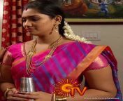 chellamay serial actress krithika.jpg from t v sriral actors hot untey boob photo